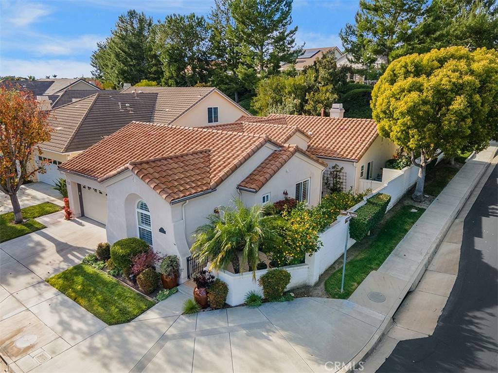 Homes for sale - 1 Camino Alenza, San Clemente, CA 92673 – MLS#OC22...